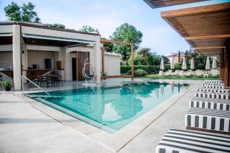 pool image